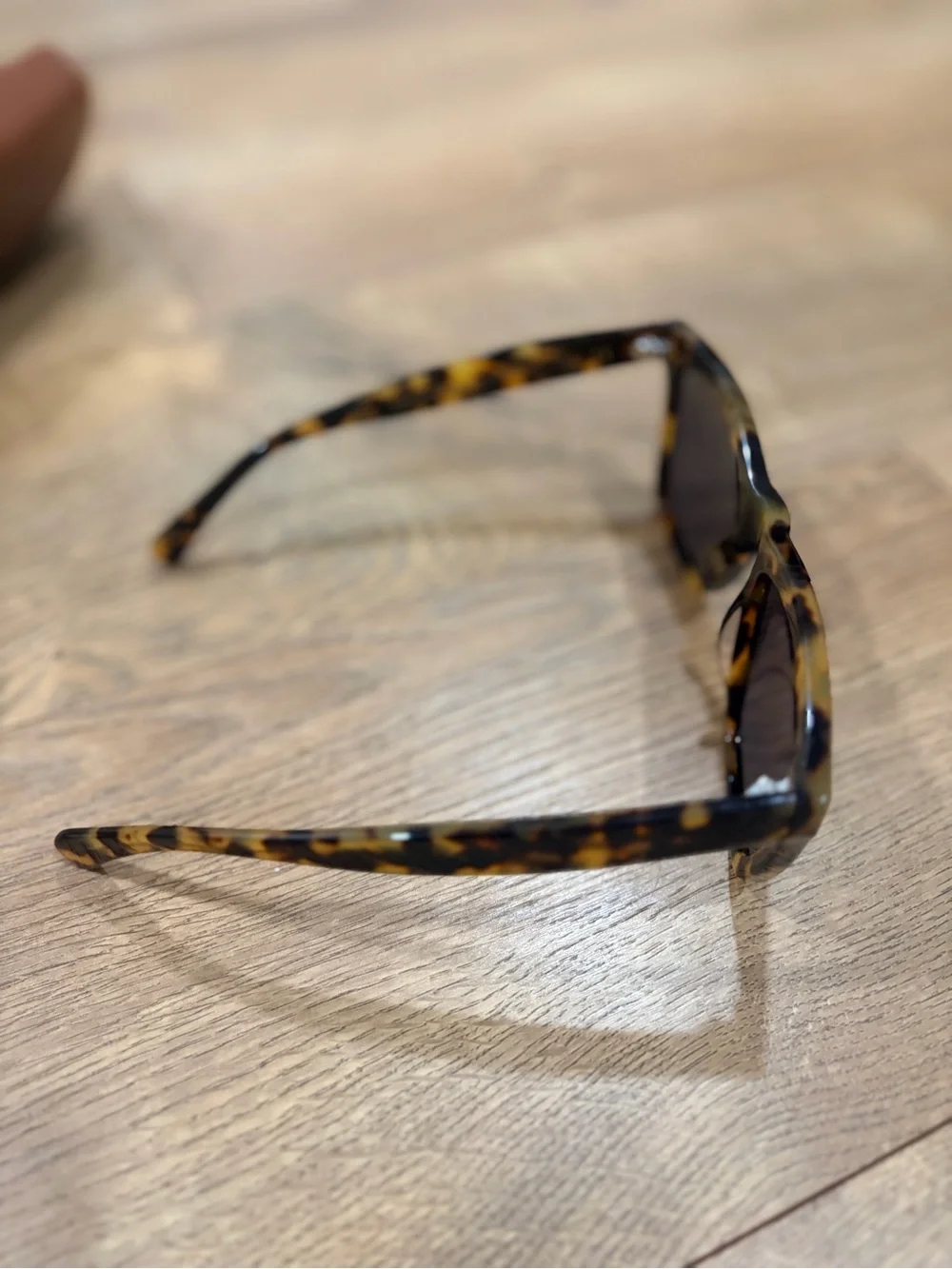 Illesteva Tortoiseshell Square Sunglasses with Dark Gray Lenses